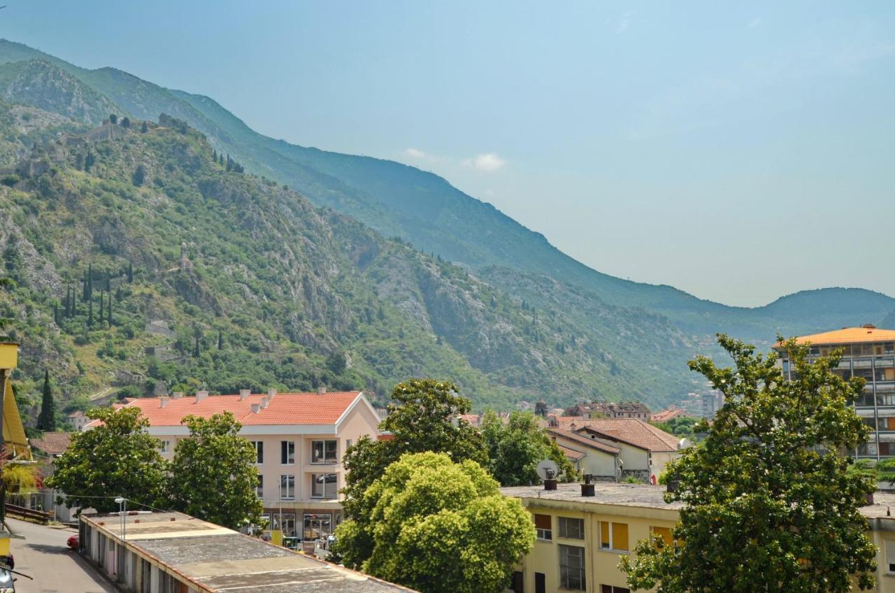 Apartment Oaza Котор Экстерьер фото